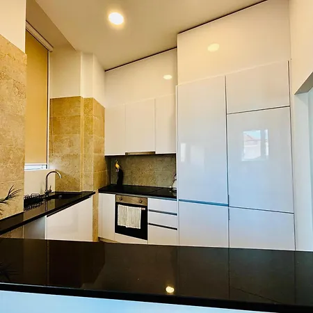 Mary Pink - No Rc B - Magnificient One-bedroom Apartment Lisbon