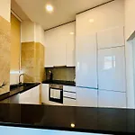 Mary Pink - No Rc B - Magnificient One-bedroom Apartament Lizbona